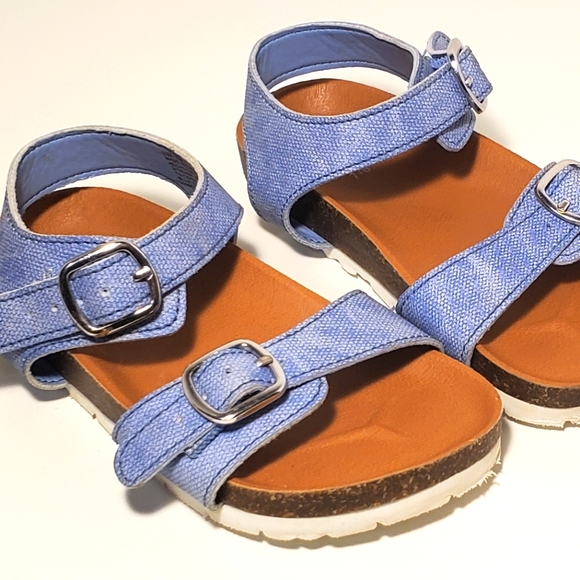 Gap Toddler Girl Chambray Buckle Sandals